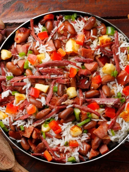 Carne de Sol Acebolada com Queijo Coalho Grelhado